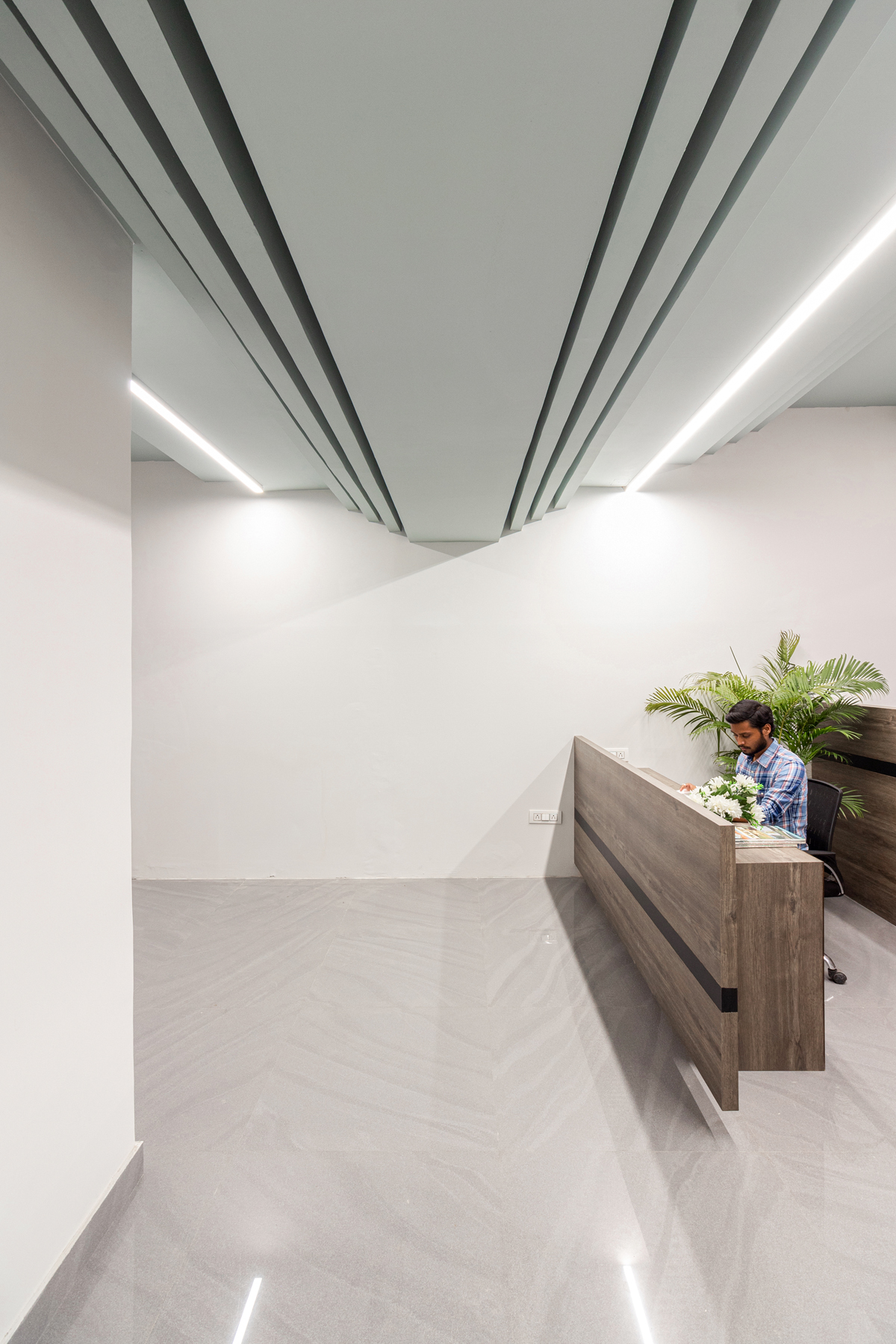 paramonus 海洋波浪办公室设计-11