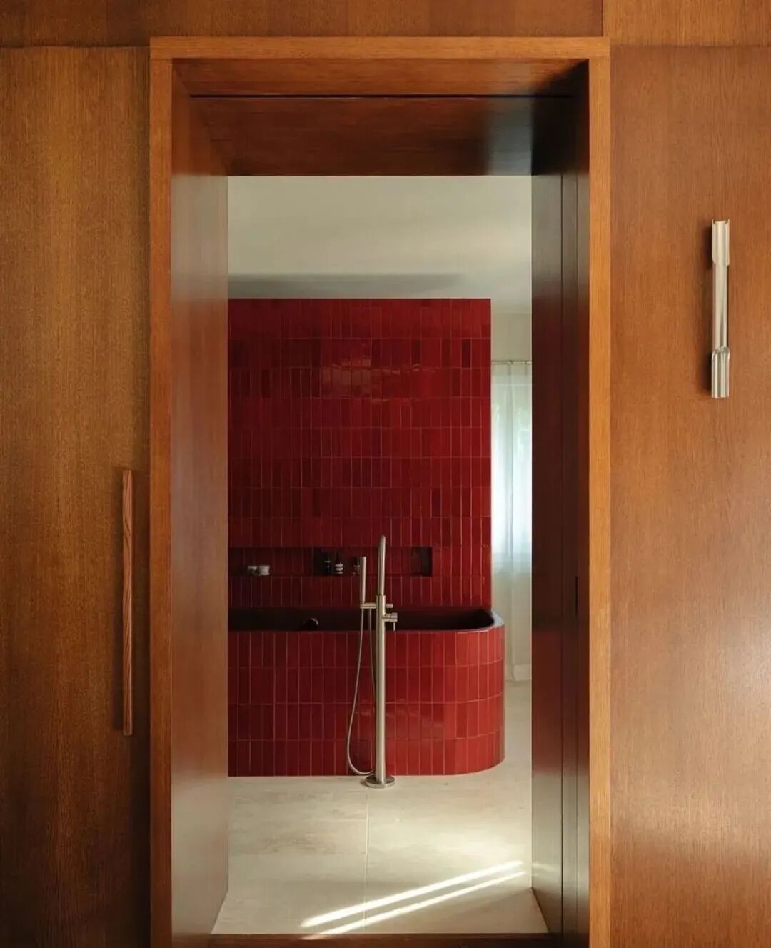 My home ，红墙要有一席之地。-61