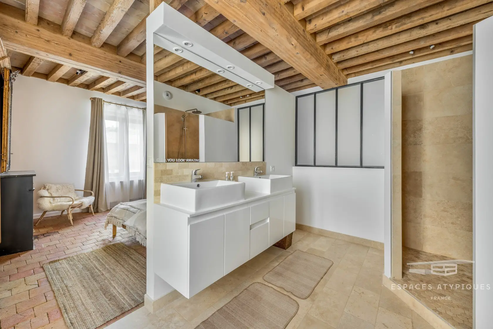 现代风农场别墅 | 传统与创新的完美融合-13