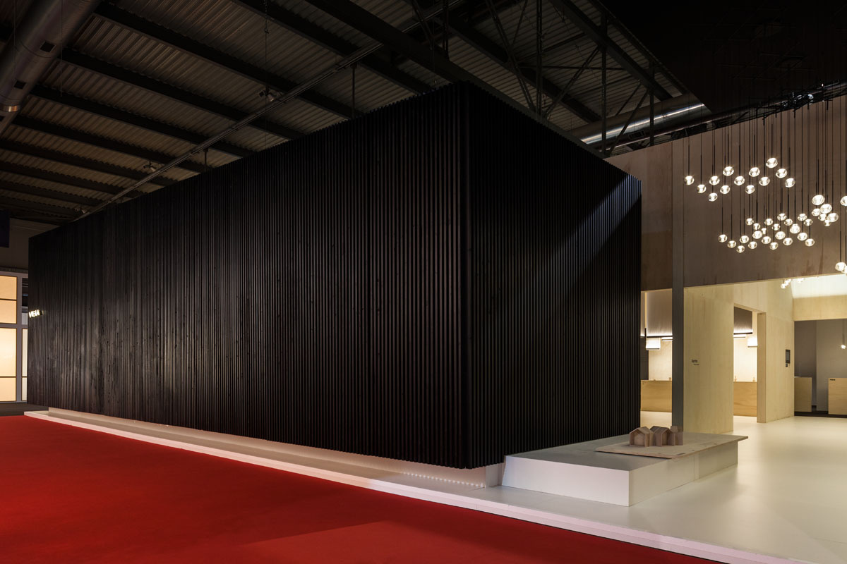 05 11 STAND VIBIA EN LA FERIA EUROLUCE 2015 DE MILÁN-13