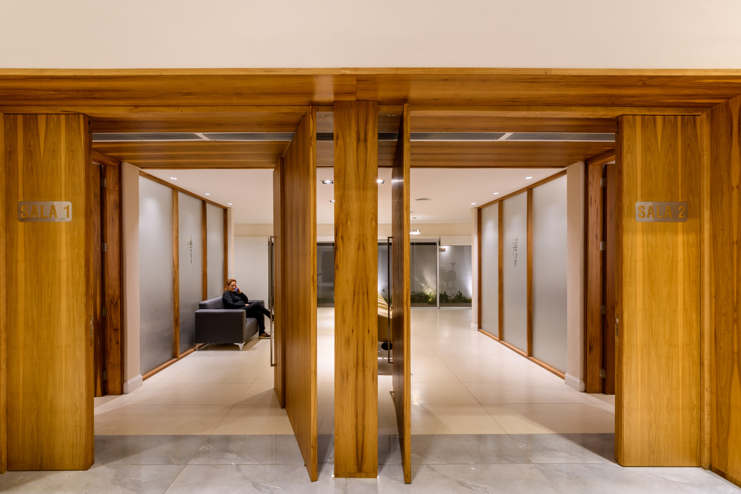 阿根廷 VR Rooms · 温暖与自然的丧葬空间丨Donnelly+Estévez Arquitectos-19