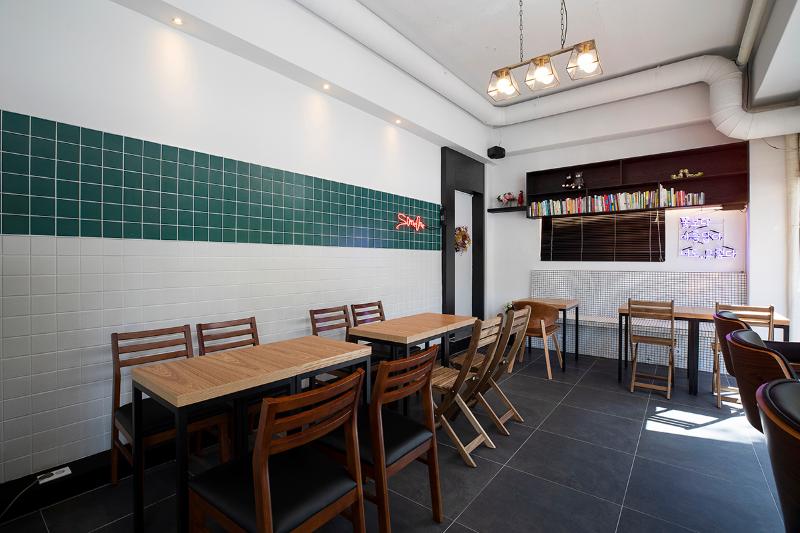 简约北欧风，12 平米咖啡厅打造温馨小窝-8