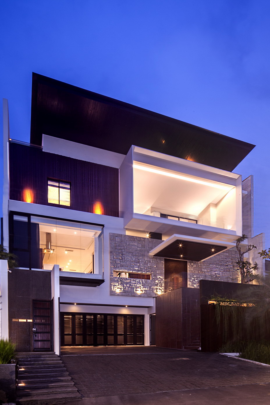 热带光影之家 · 现代极简的室内设计-11