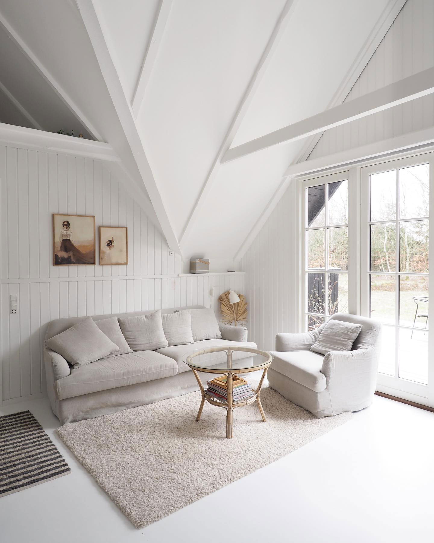 丹麦白色乡村小屋的极简魅力-3