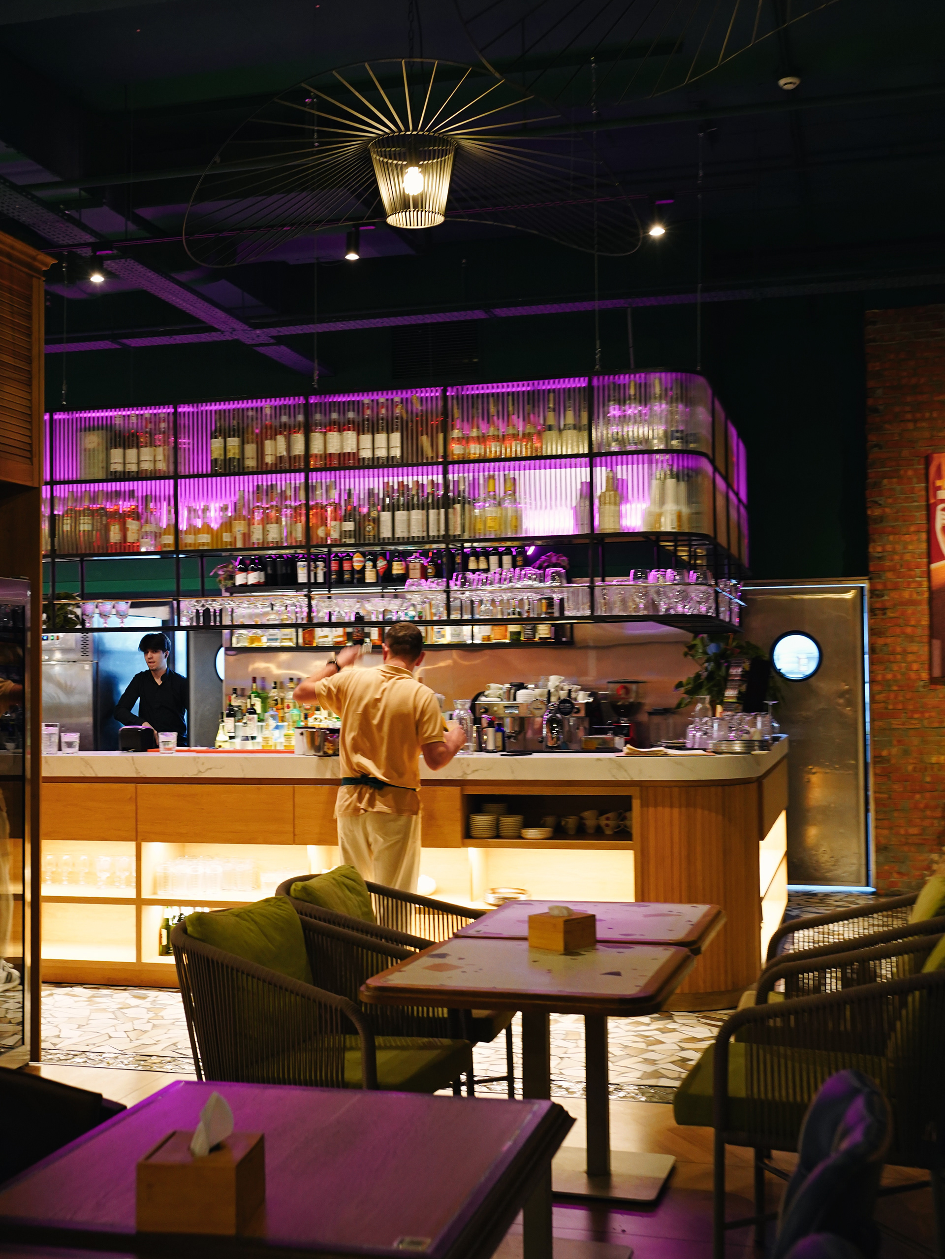 帕尔马干酪餐厅丨Sergiy Sarana等6人-40