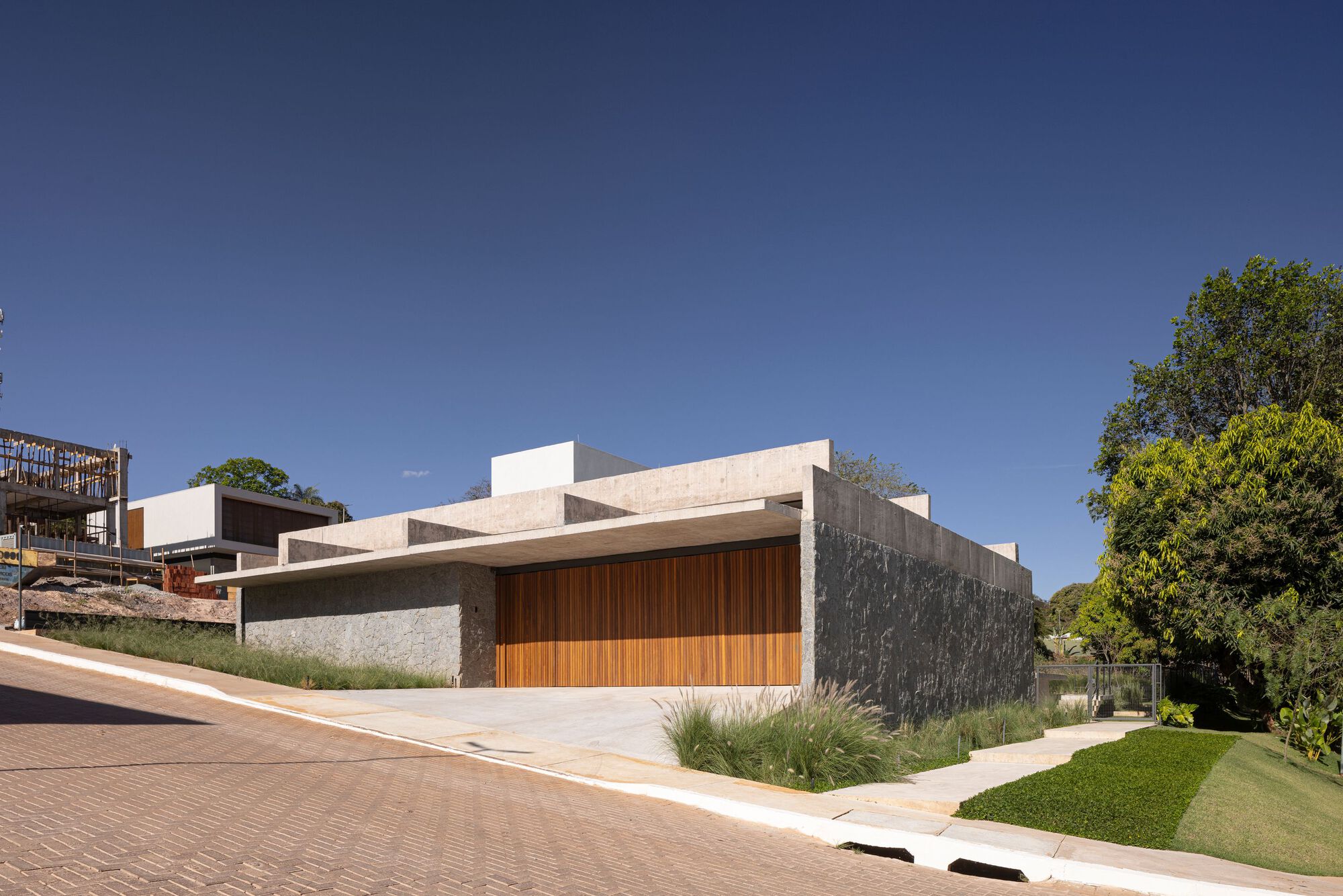 但丁之家丨巴西巴西利亚丨Bloco Arquitetos-27