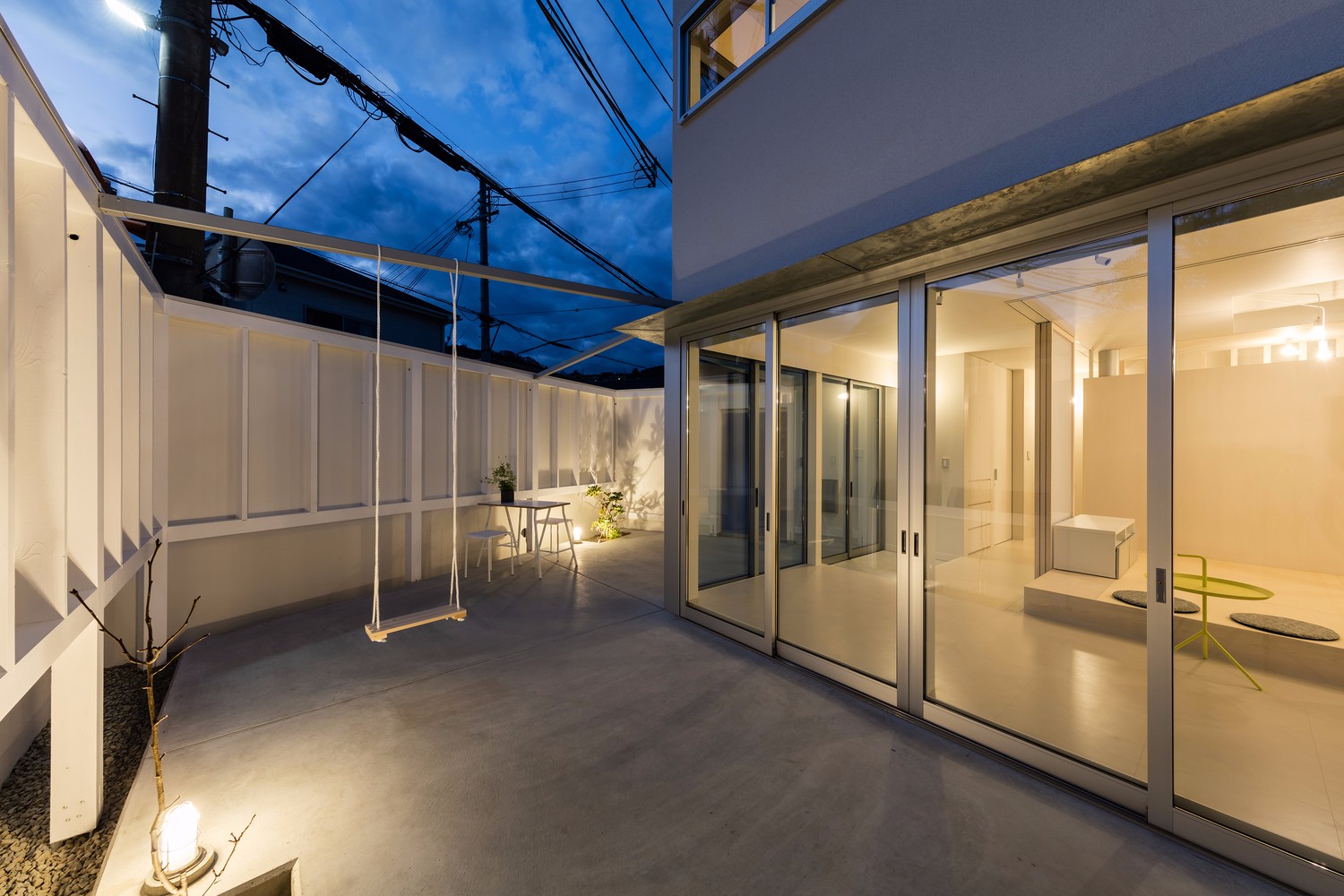 战后遗址上的小别墅生活-15