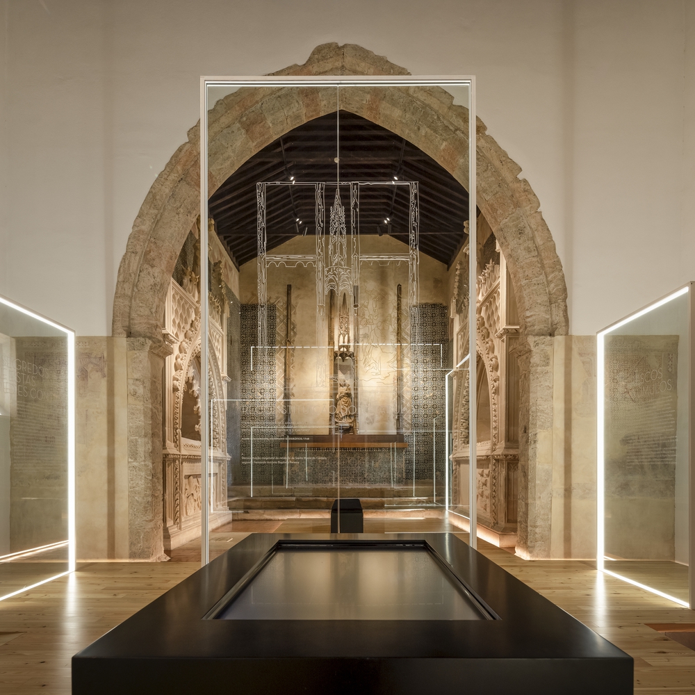 葡萄牙 panteo dos Almeida 装置丨太空工作者-14