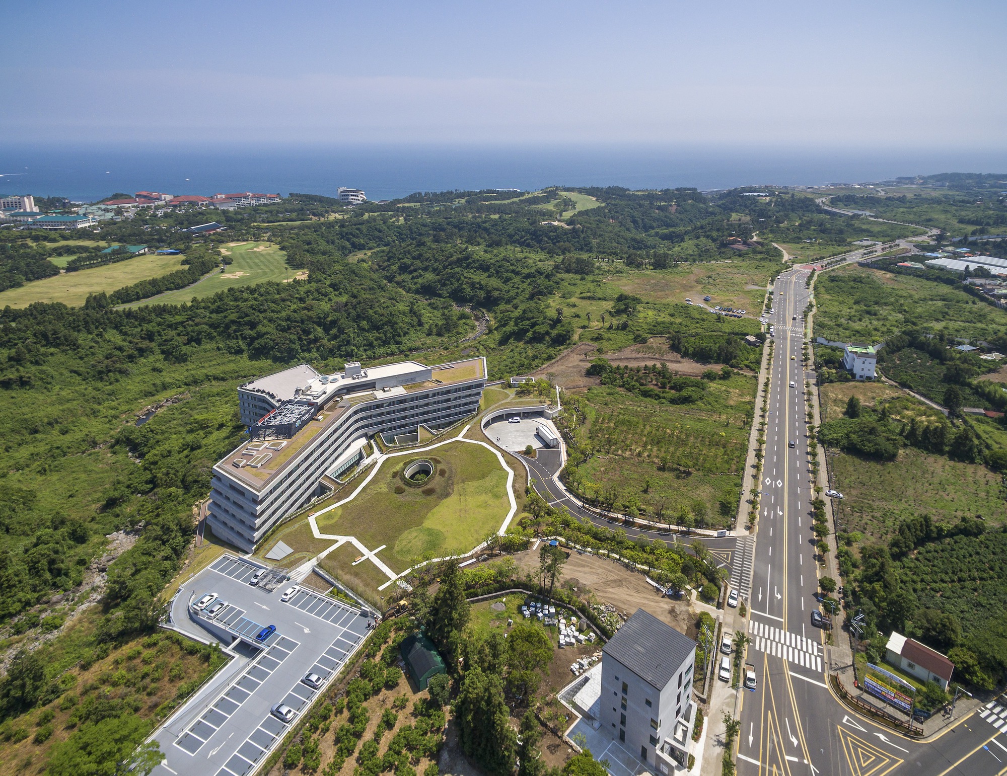 济州岛悬崖酒店丨韩国丨Soltozibin Architects-40