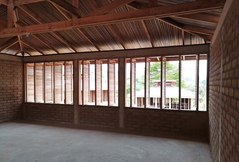 加纳达芒社区学校-84