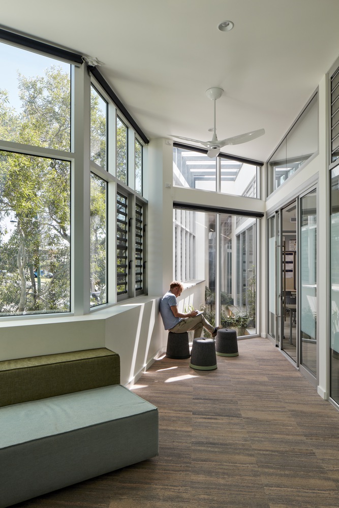 Cannon Hill Anglican College D Block | 融入自然的灵活学习空间-43