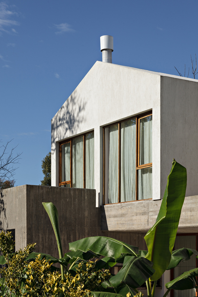 阿根廷封闭社区内的独特几何住宅-47