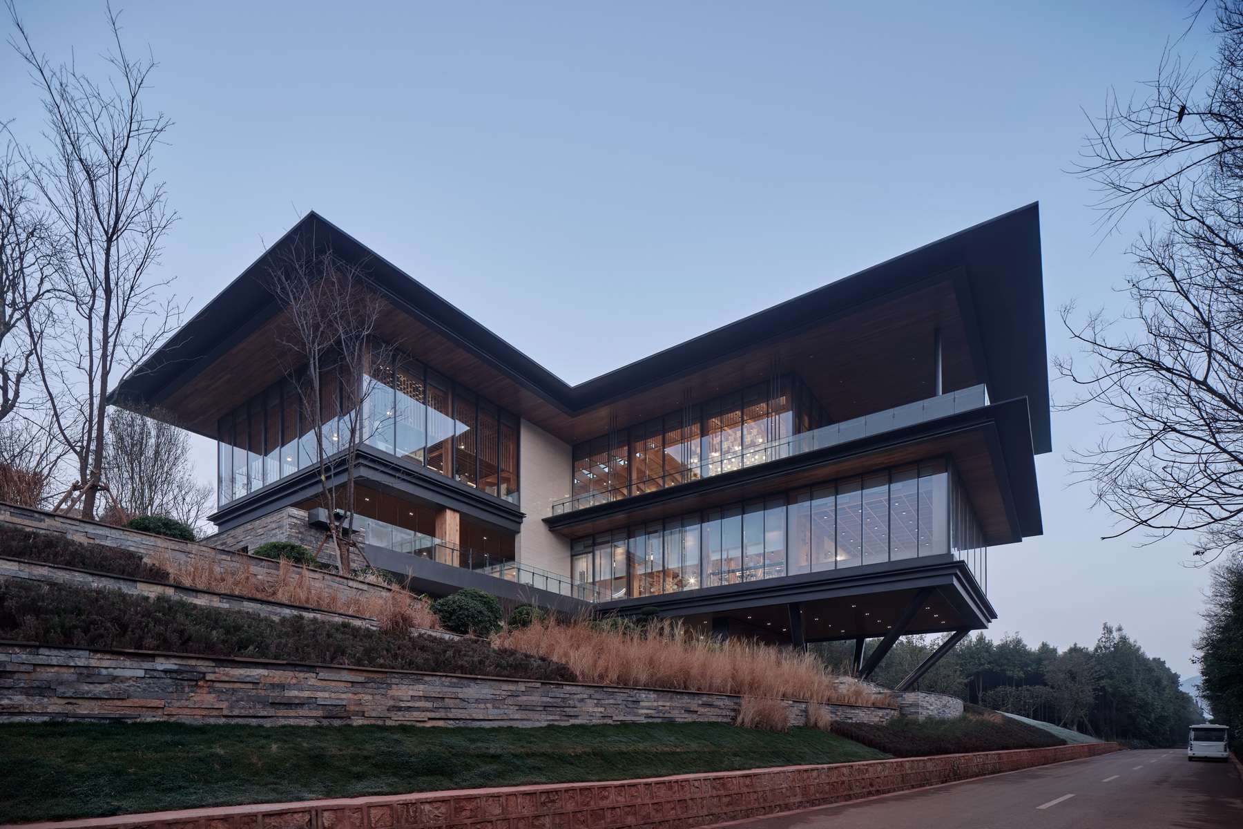 意思桥康旅小镇九溪云舒，售楼处建筑丨中国昆明丨上海尤安建筑设计股份有限公司-9