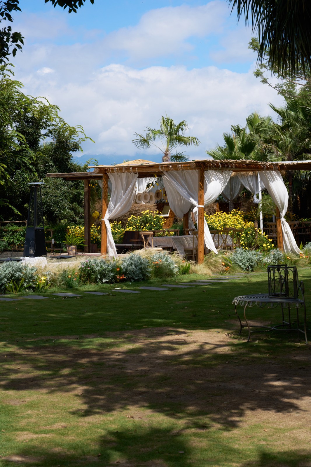 长空新作 · 抚仙湖文旅新地标 阑珊咖啡-3