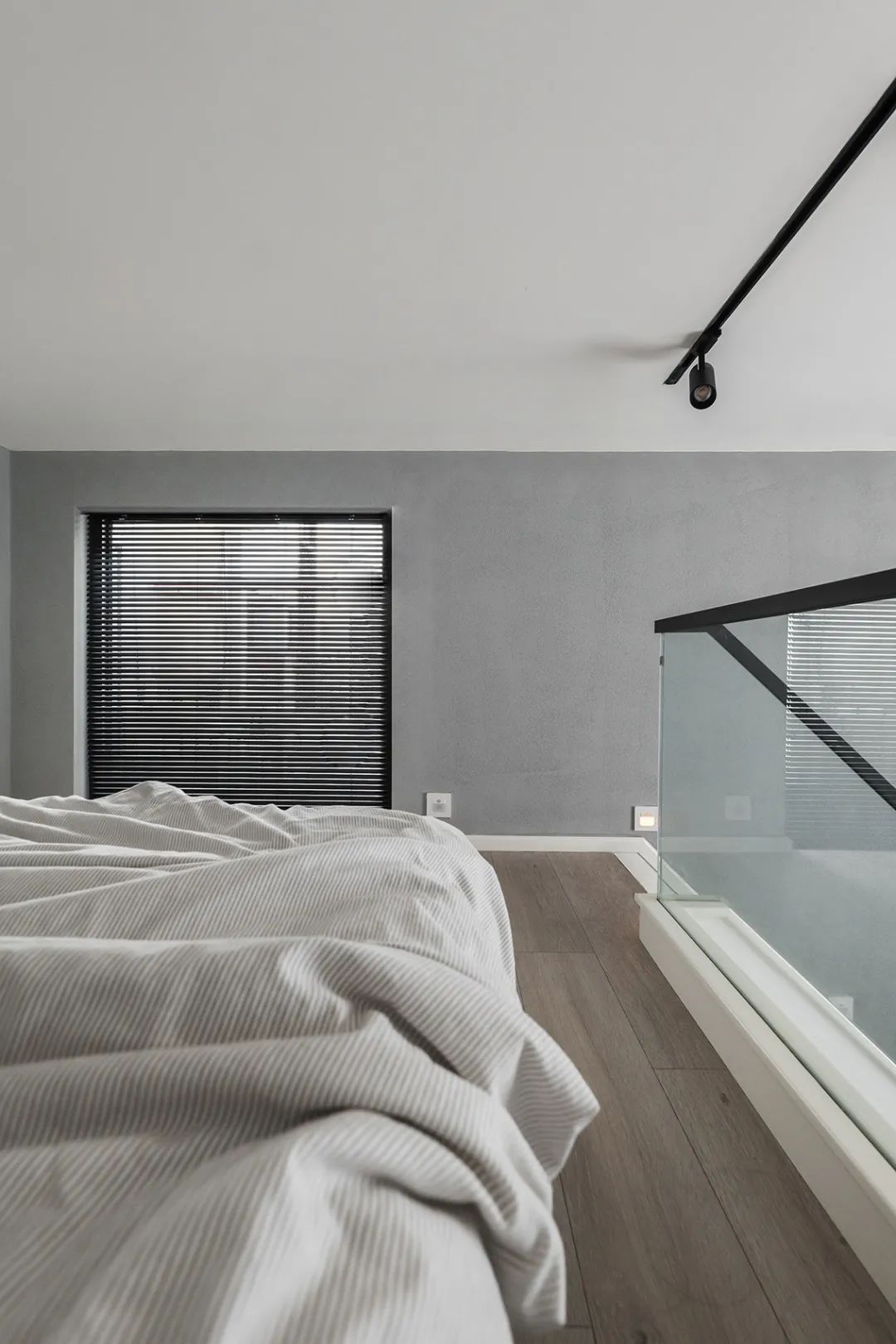 上海里弄中古风现代混搭改造丨中国上海-55