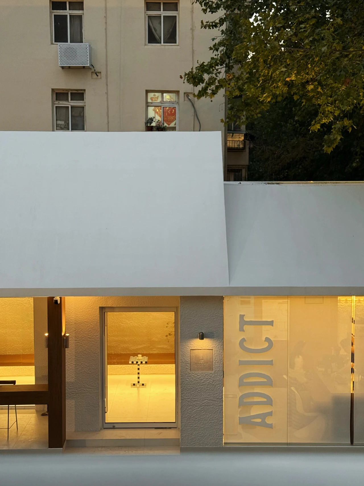 痴谜者咖啡丨中国青岛丨春田空间设计工作室-17