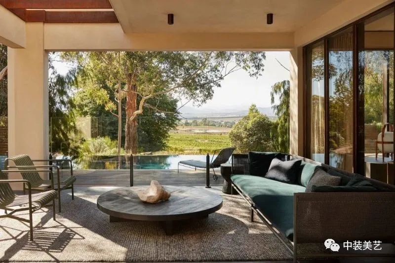 Top Color/焕发复古光彩-用对色穿越就是小Case-35