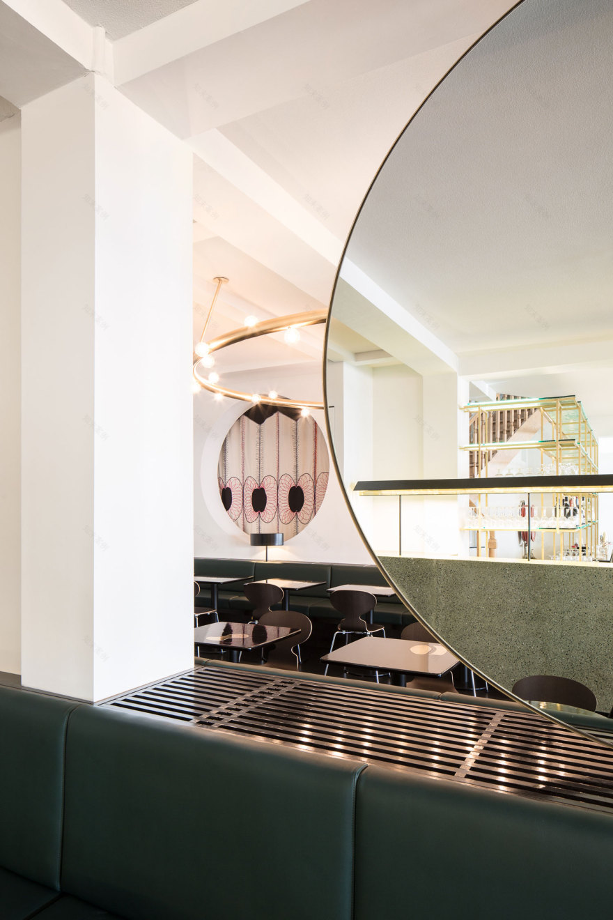 绿意盎然的历史回响——比利时“Victor”咖啡馆室内设计-21