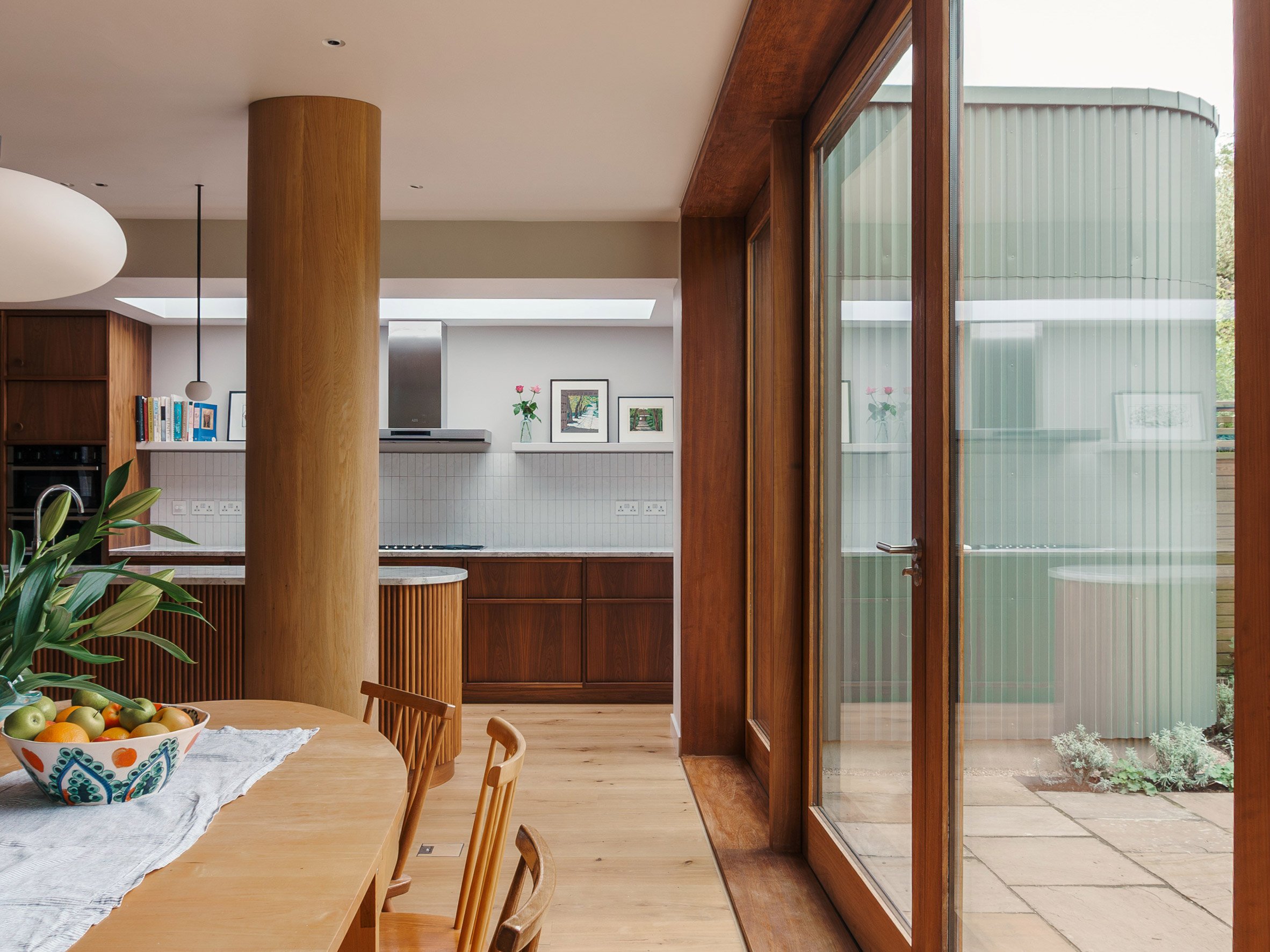 Green zinc panels "camouflage" Folded House in Cambridge by Westerdahl-11