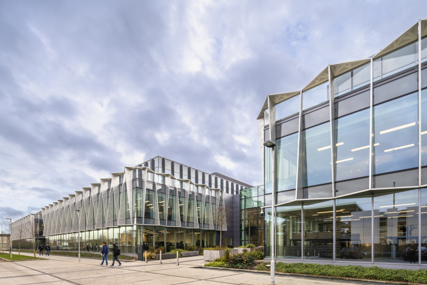 科技巨头 ARM 新总部,硅晶体结构灵感设计-20