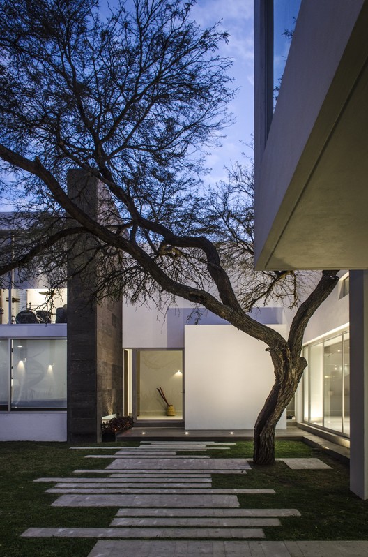 墨西哥密林中的优雅私人住宅-23