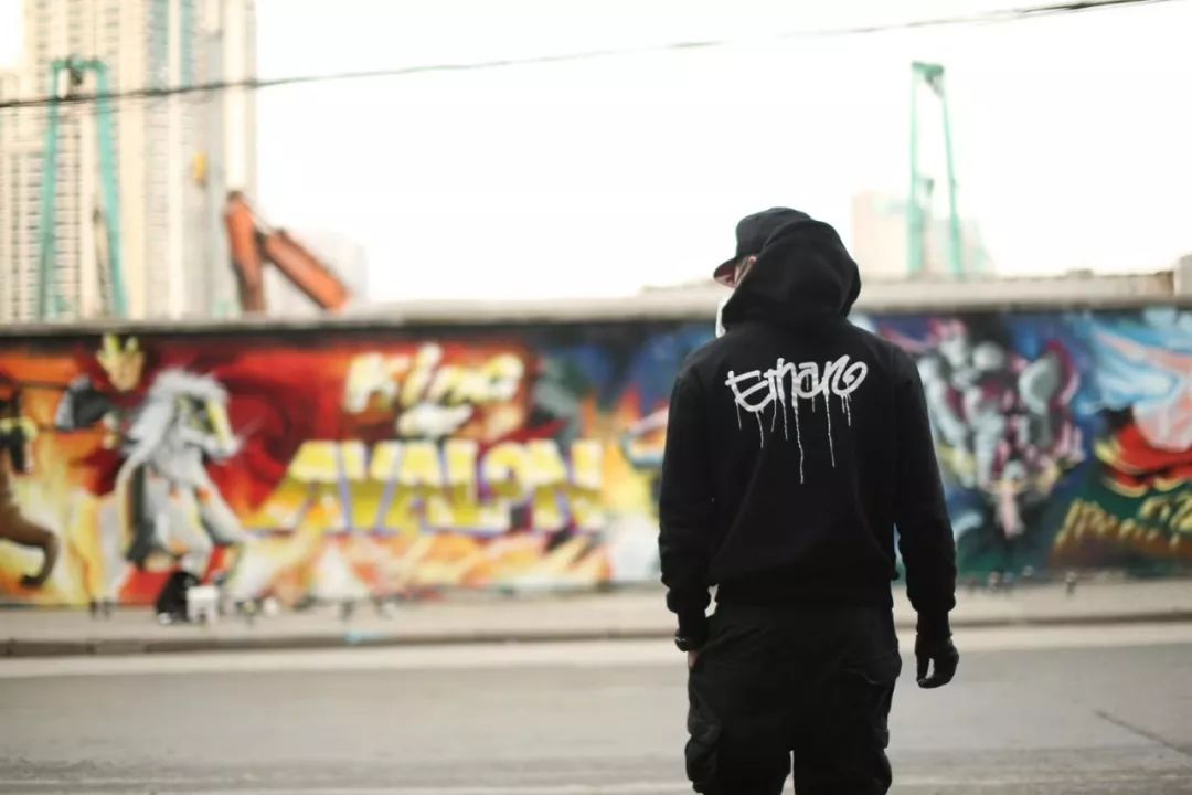 涂鸦奇幻夜 | Ethan 的街头艺术之旅-17
