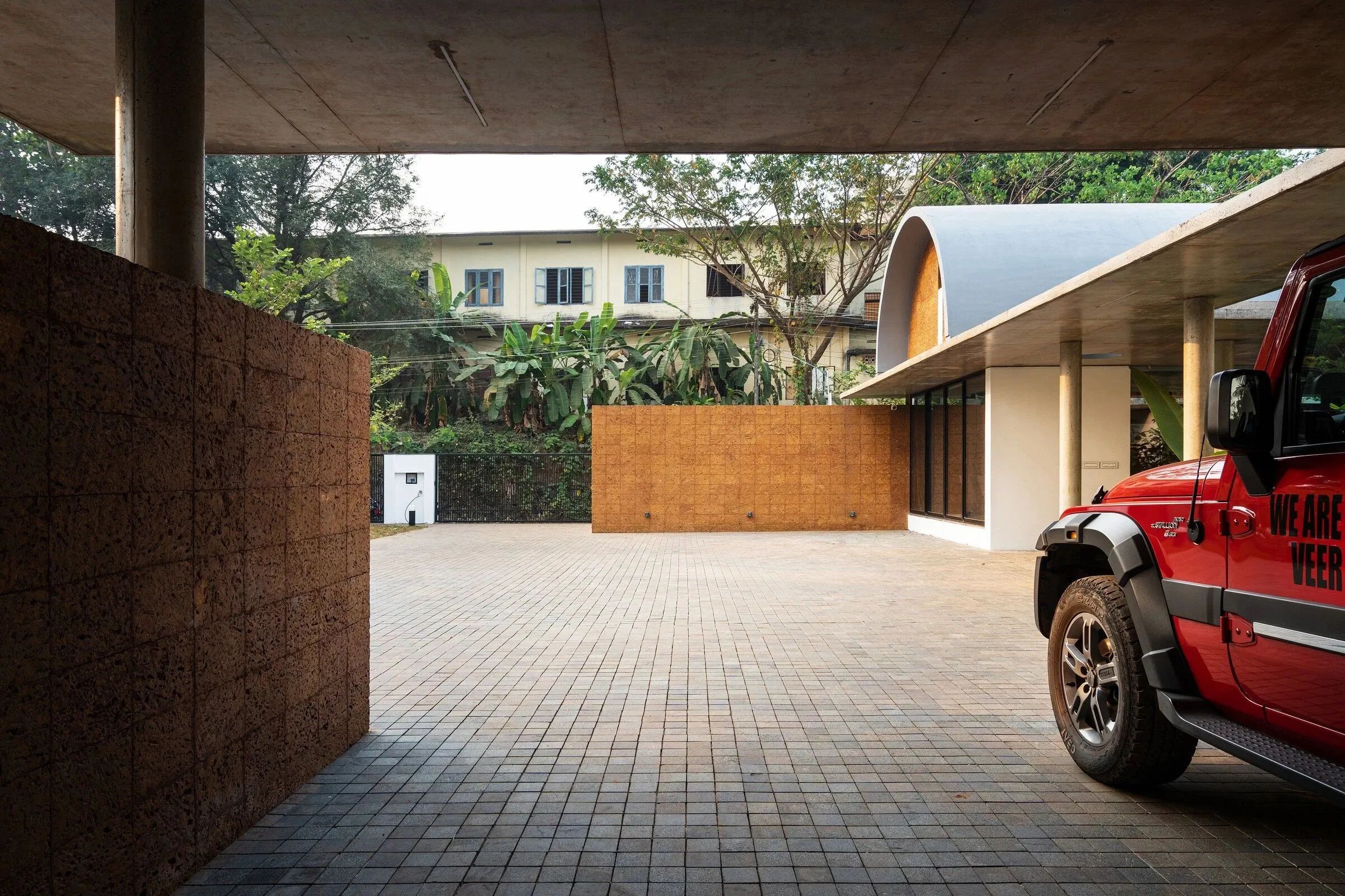 The Stoic Wall 住宅丨印度丨LIJO.RENY.architects-17