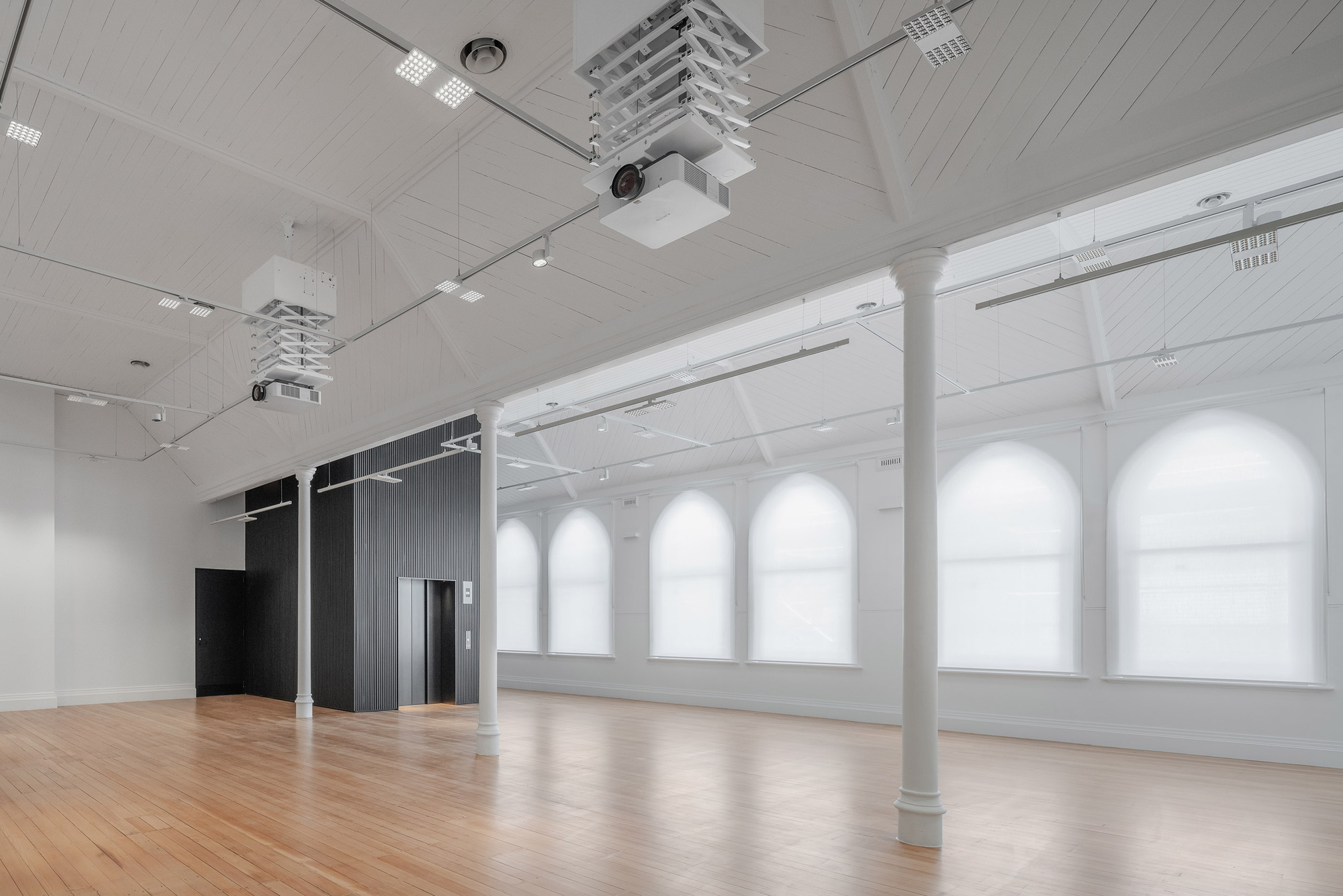 Potter Museum of Art / Wood Marsh-18