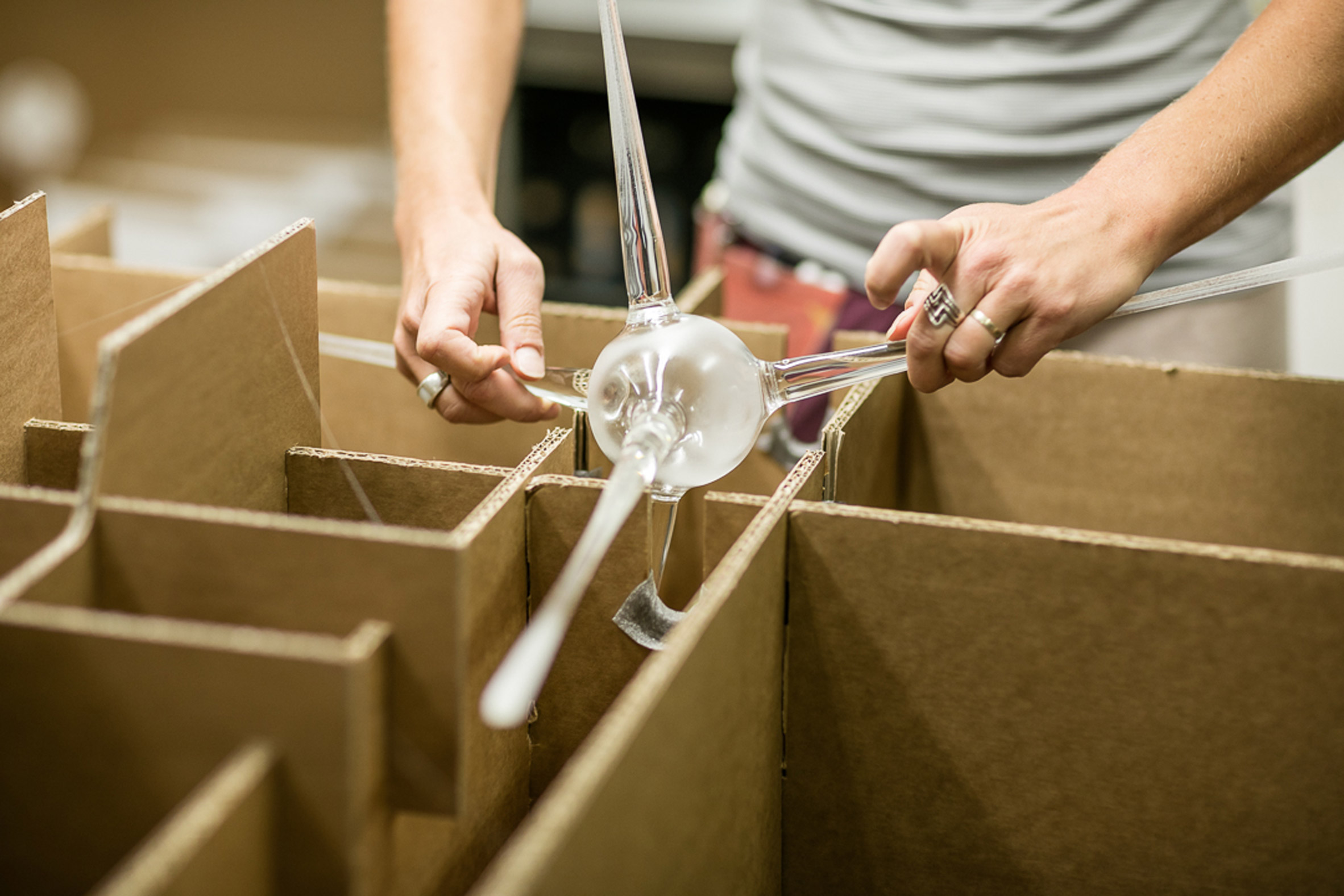 Lasvit creates glass sculpture that illuminates in response to music-13