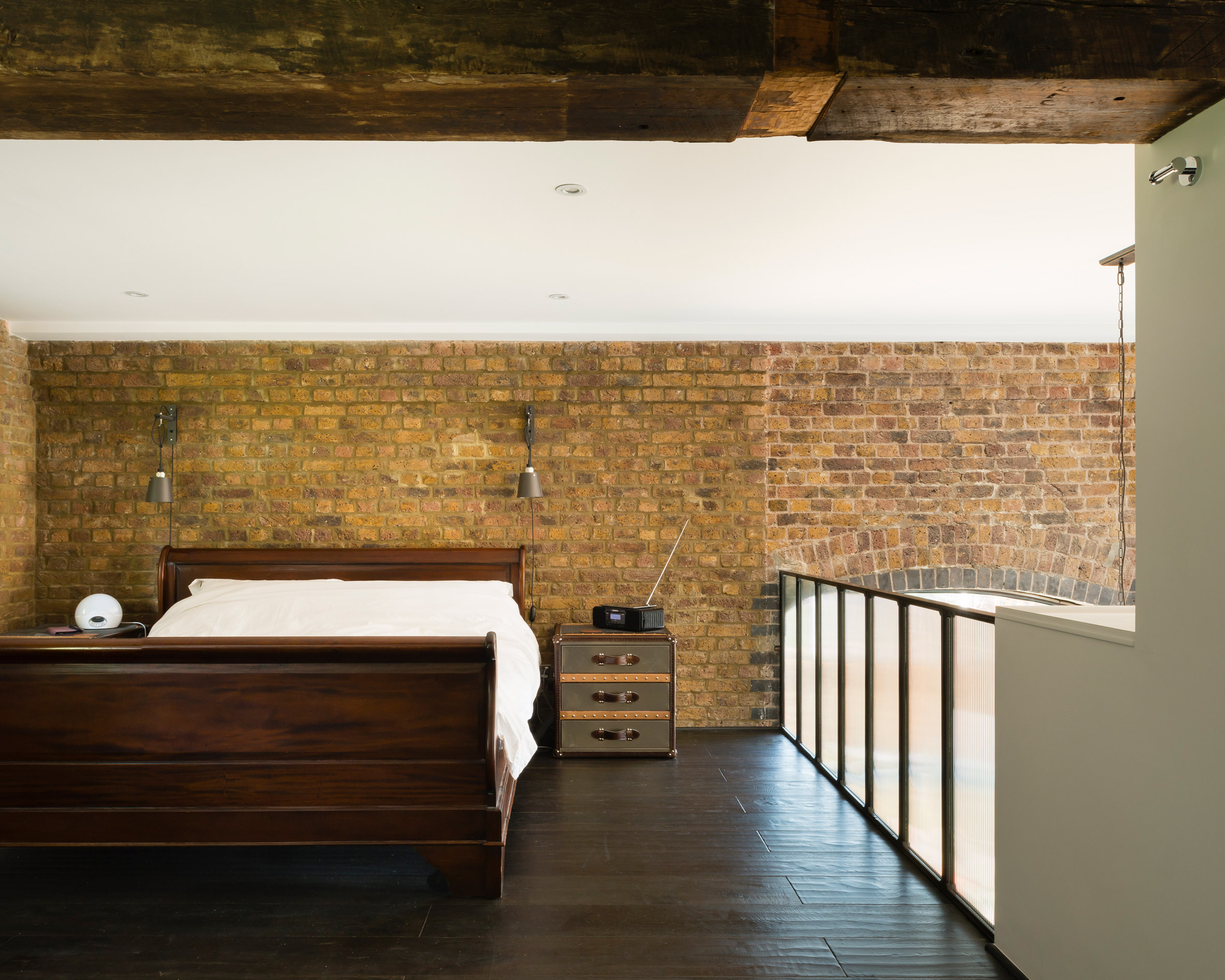 Feix - Merlin creates open-plan interiors for warehouse on the banks of London's River Thames-18