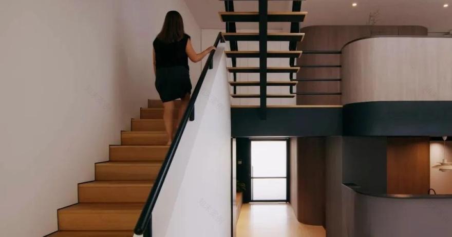 新加坡 320㎡联排别墅改造丨Studio iF-35