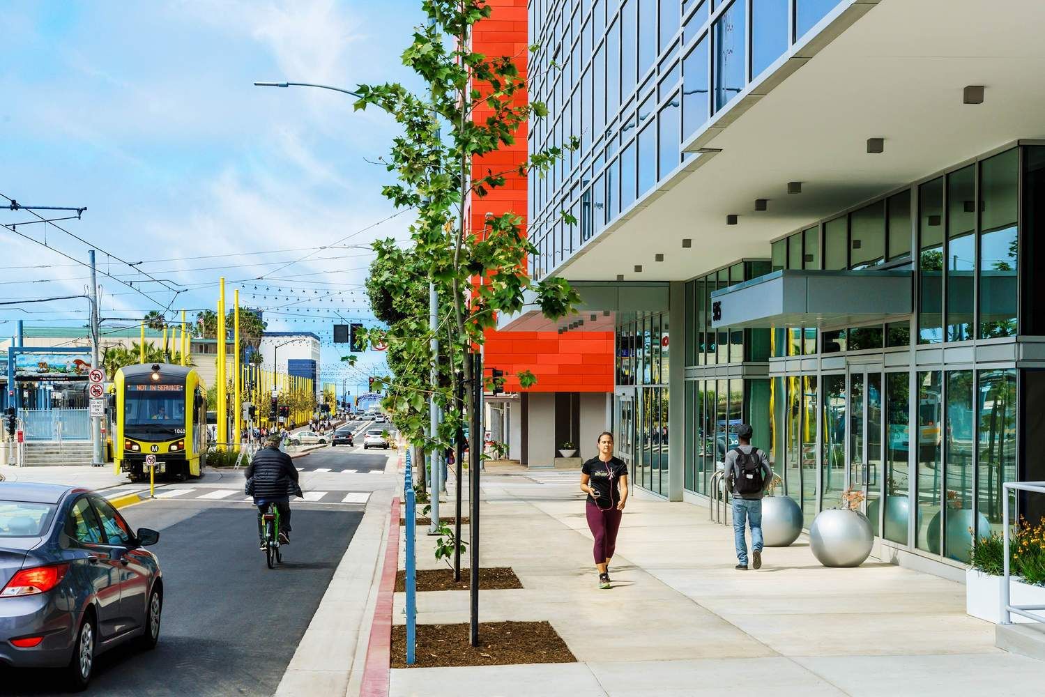 海滨城市酒店设计 | 圣塔莫尼卡市中心的两家酒店-70