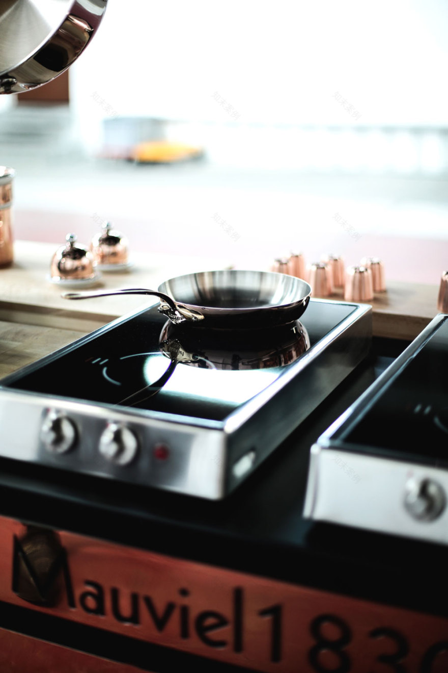 莫维耶1830 变形煲(注:Transformer bo·这里bo·不完整,推测可能是煲相关单词,若有更准确信息可进一步完善) -9