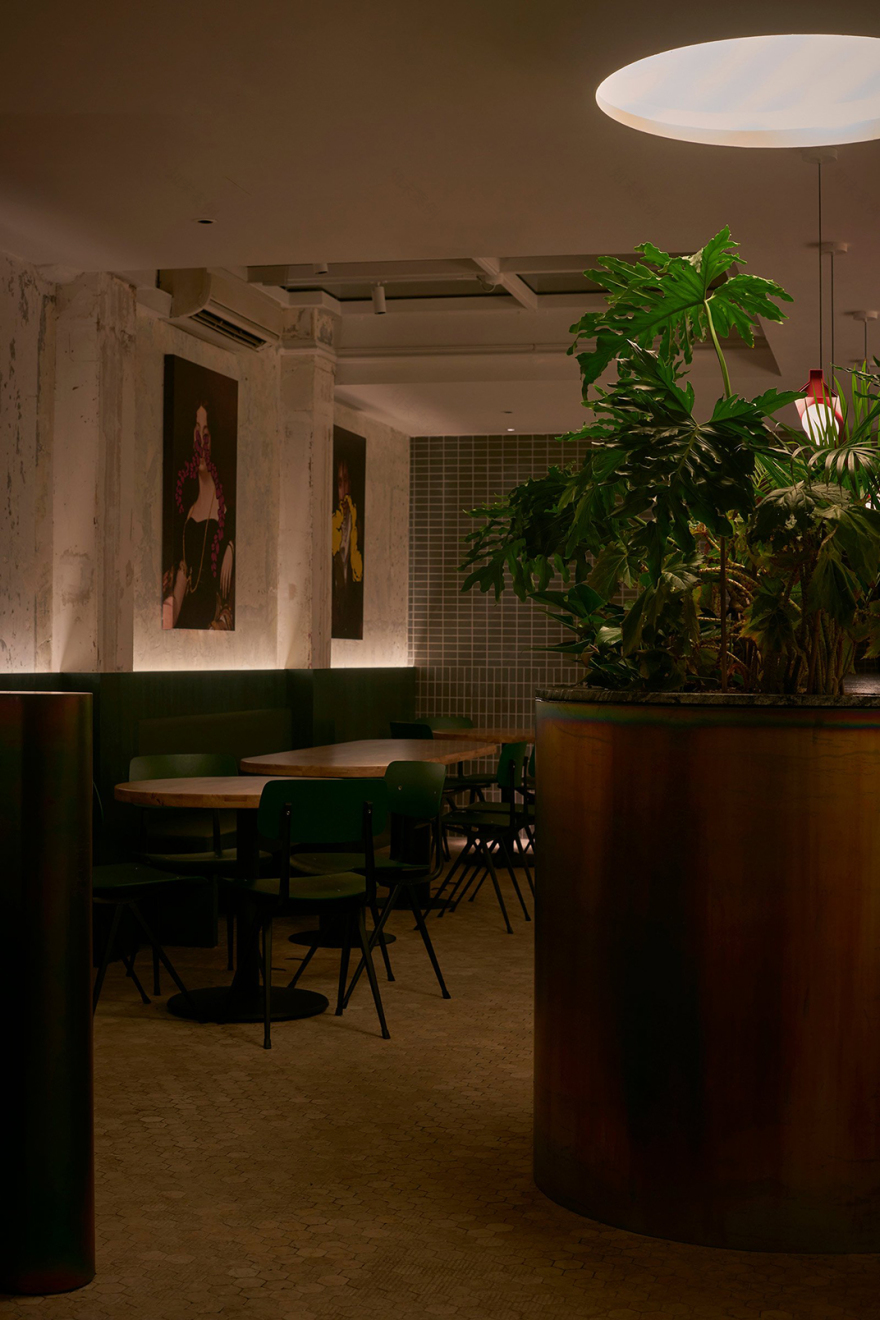 鸡尾酒吧空间设计Nemesis,新加坡 | Desinged by Wynk Collaborative - 酒吧餐厅 - 餐厅LOGO-VI空间设计-全球餐饮研究所-9