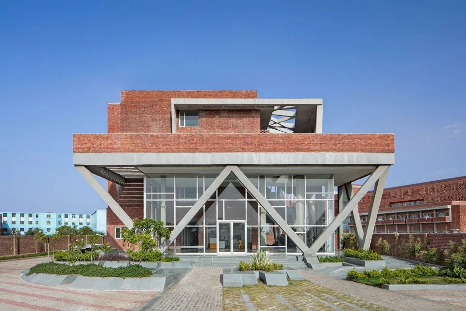 圣安德鲁斯技术与管理学院女生宿舍楼丨印度丨Zero Energy Design Lab-11