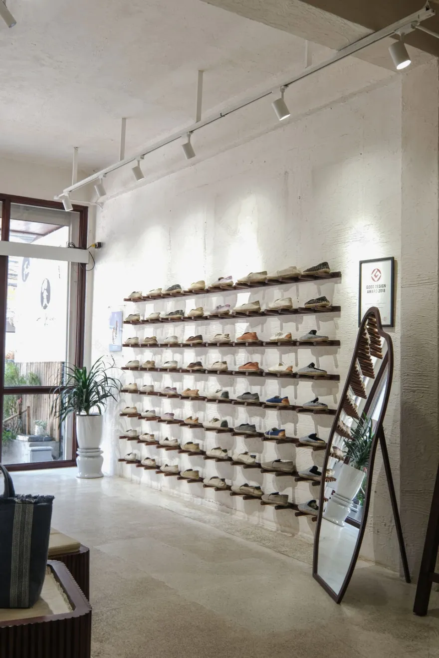 HER WORKS 品牌店丨老挝丨Tomi atelier architect-11