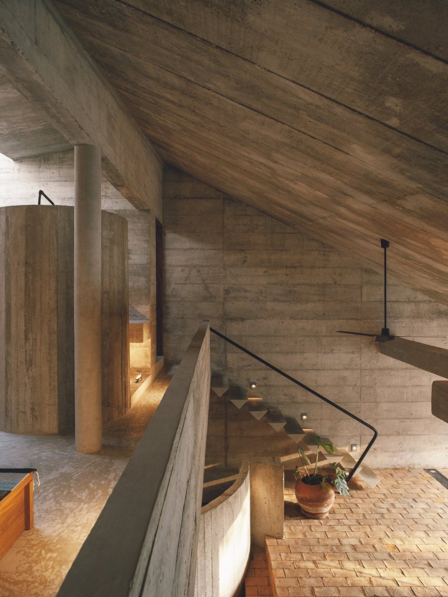 墨西哥野蛮主义住宅丨Ludwig Godefroy Architecture-14