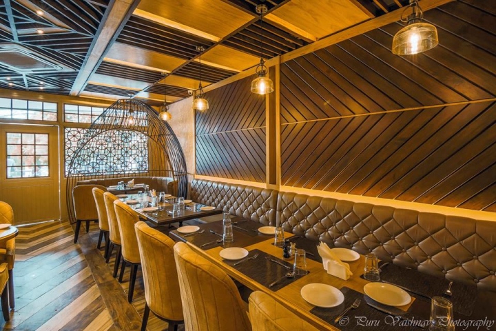 印度 YBS 设计打造的地狱火焰餐厅-7