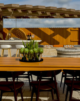 后院对宠物友好丨The Yard Company