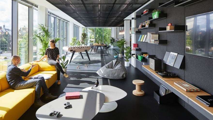 现代金融巨头英国总部-8