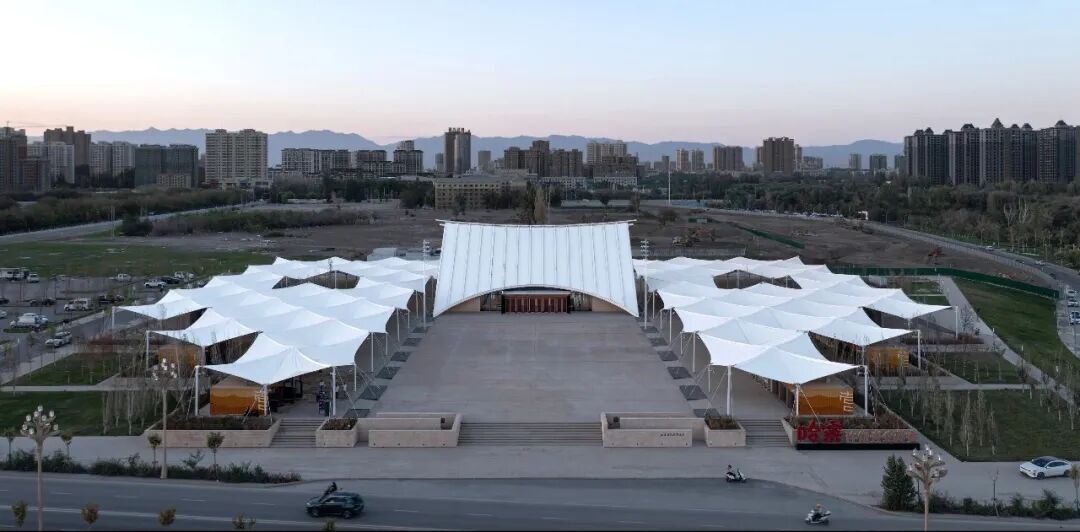 快讯|一合作品哈密市左宗棠凤凰台历史文化公园开园-8