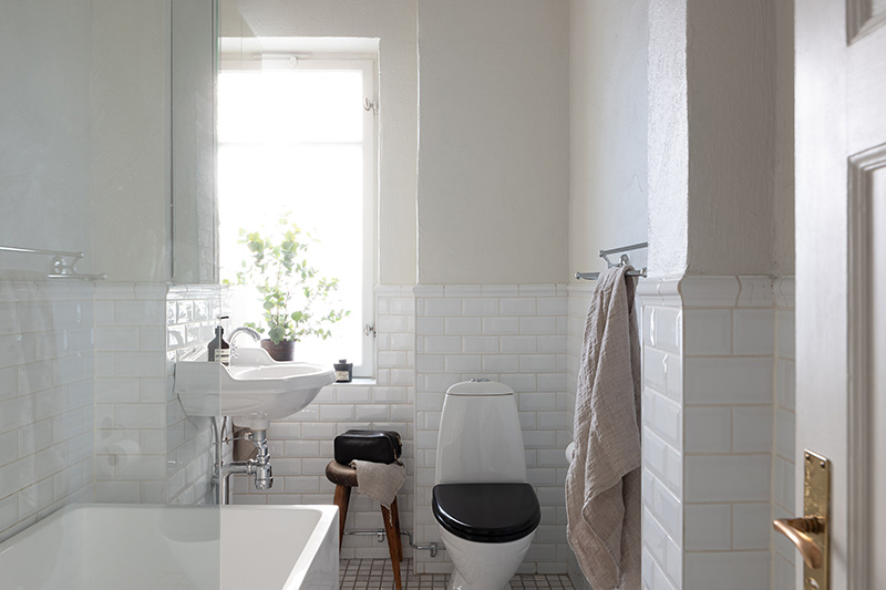 斯德哥尔摩美丽建筑中的优雅蓝白公寓-18