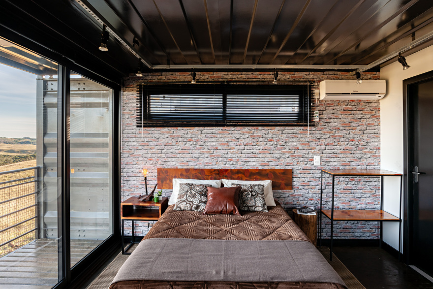 Cambará Container House / Estúdio Saymon Dall Alba+ Mégui Dal Bó Arquiteta-16