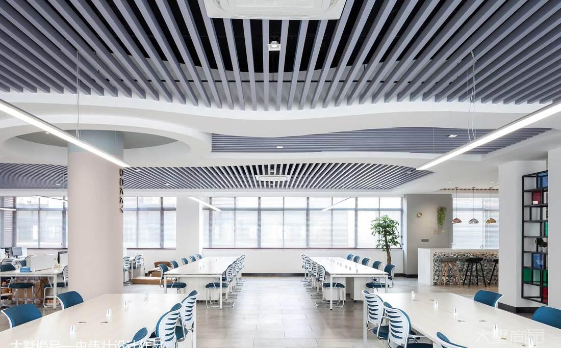 时尚公司办公空间，打造年轻态环境-16
