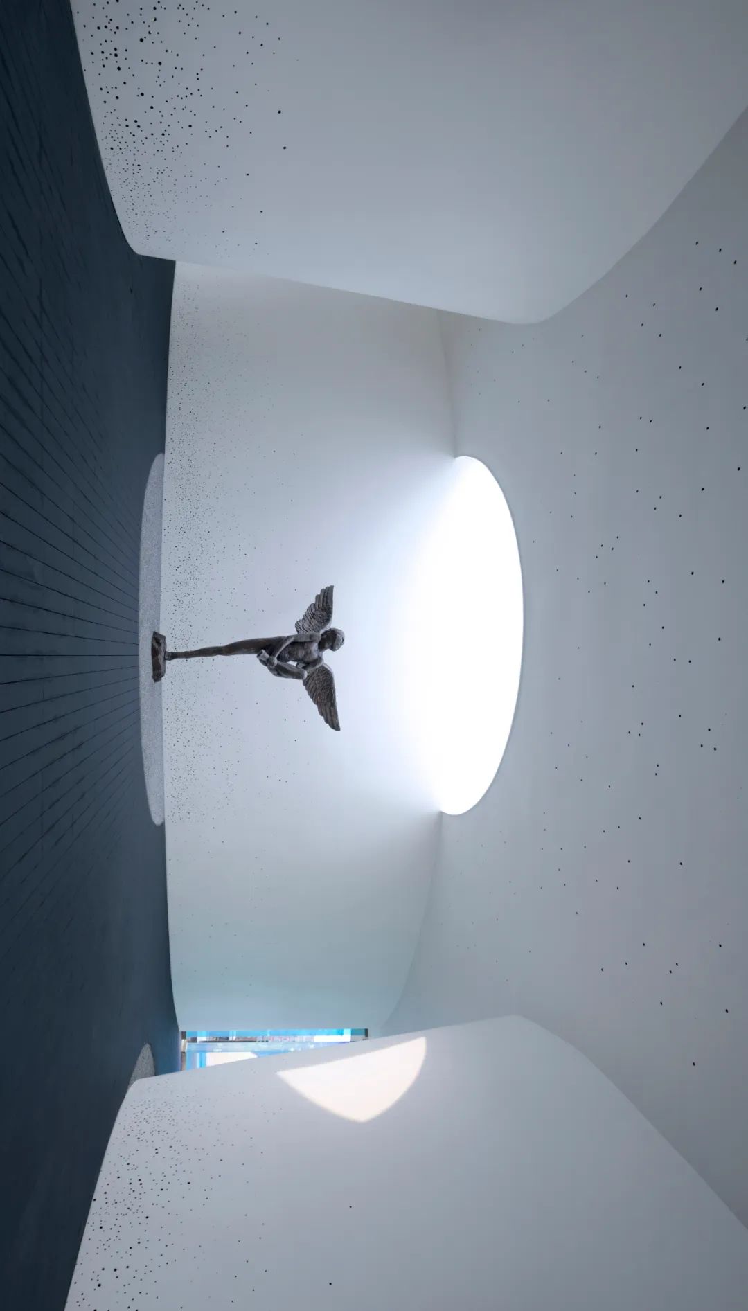 领地悦府 | 红蓝对决的景观艺术-30