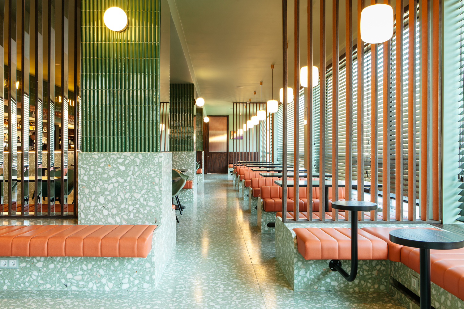 奥迪安酒吧餐厅-10