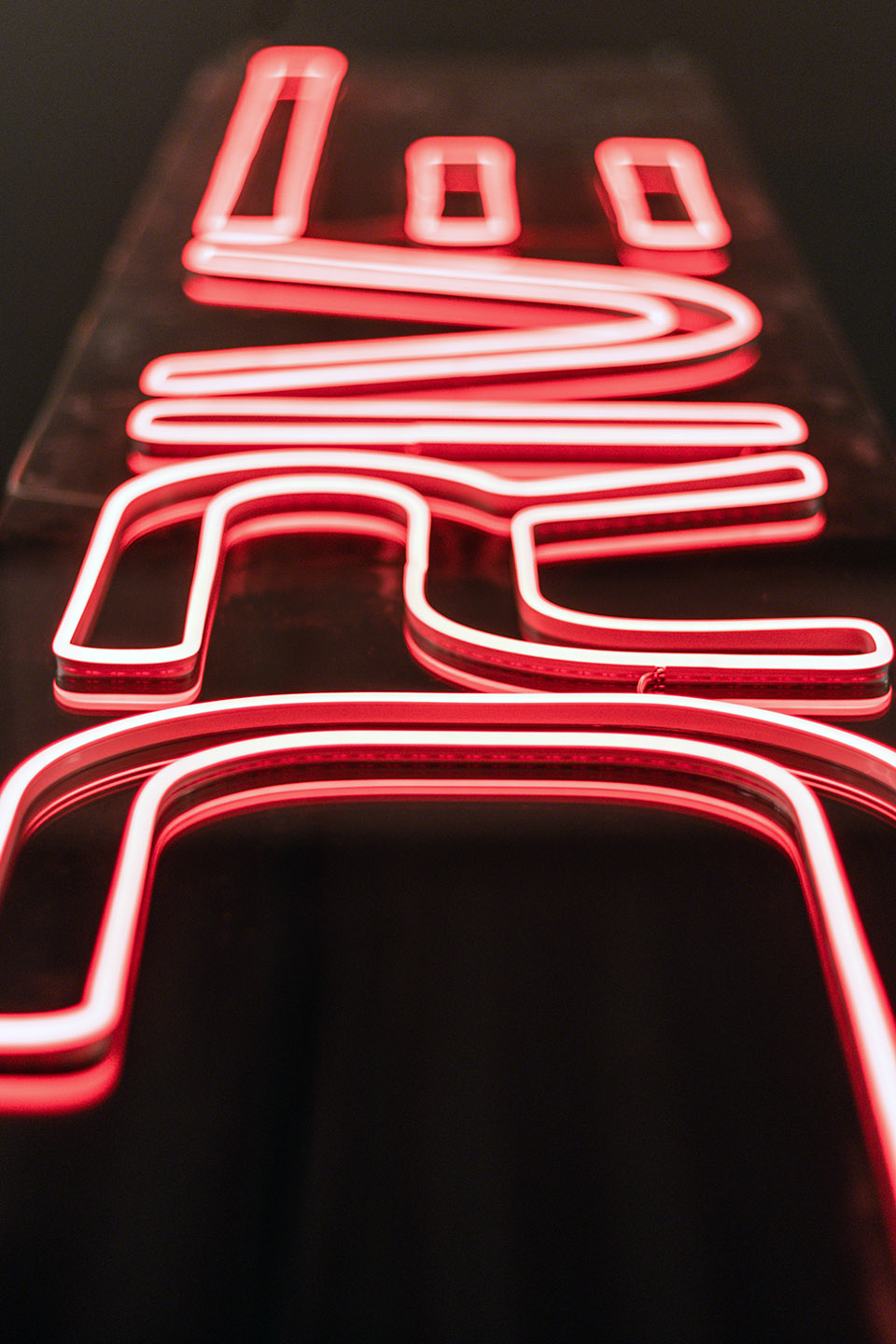 Stradale Pure Sport 汽车展厅丨Paralelo Estudio-24