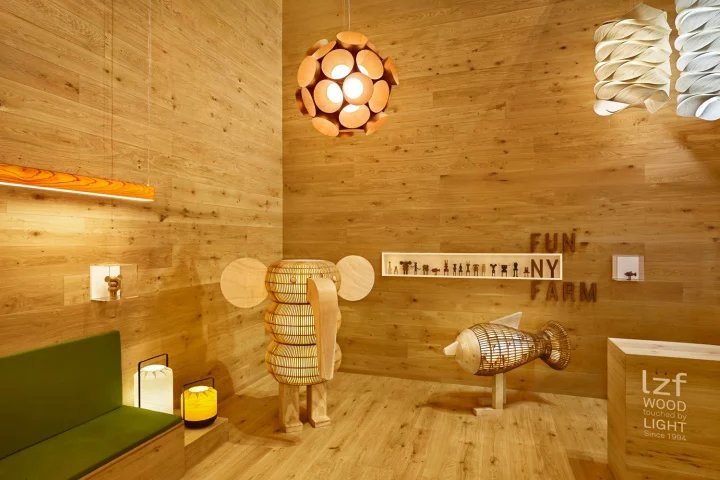 【展示空间】 米兰灯具照明展的LZF品牌展示空间-0