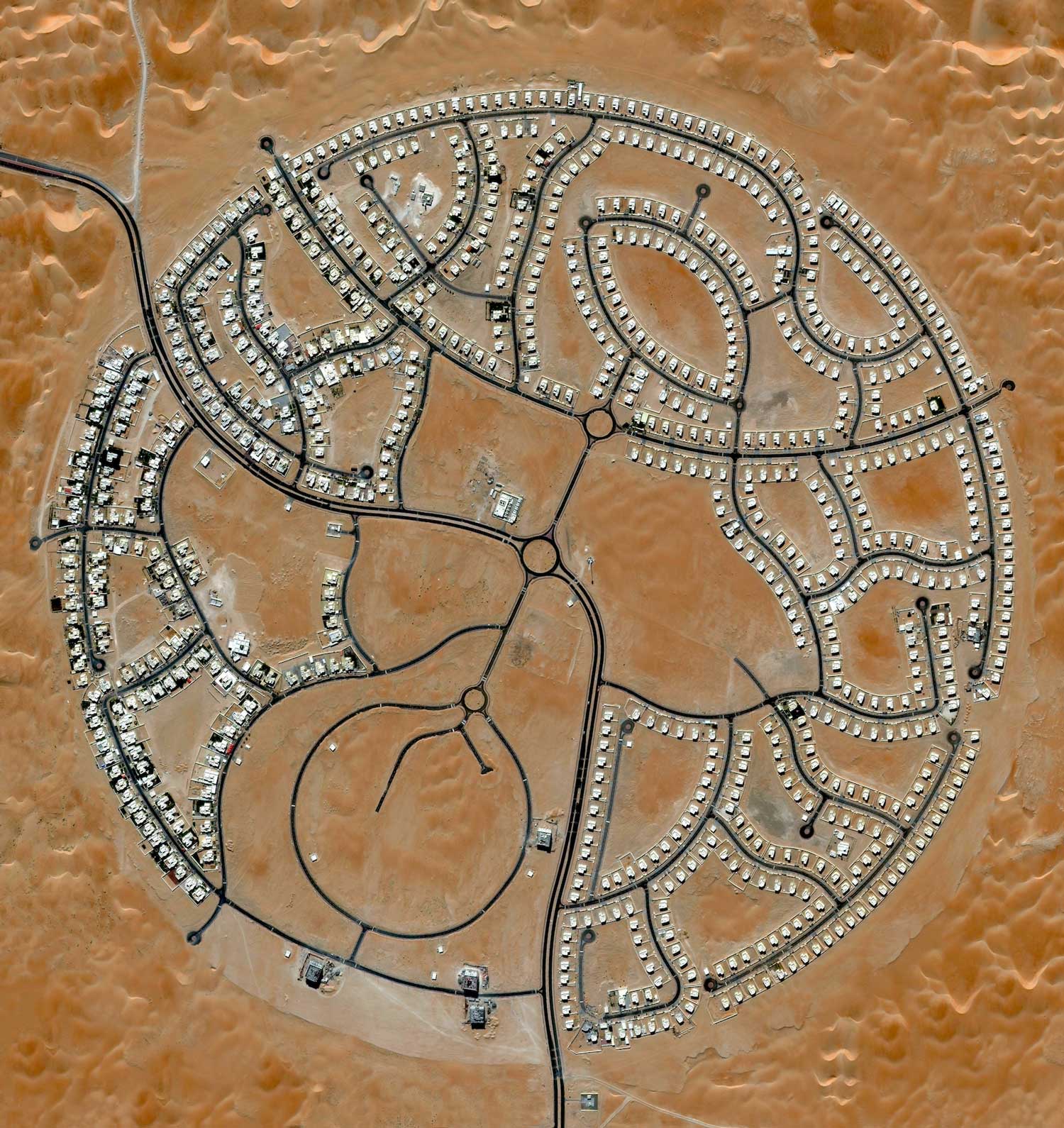 Spectacular Aerial Photography Welcomes Us to 2018-39