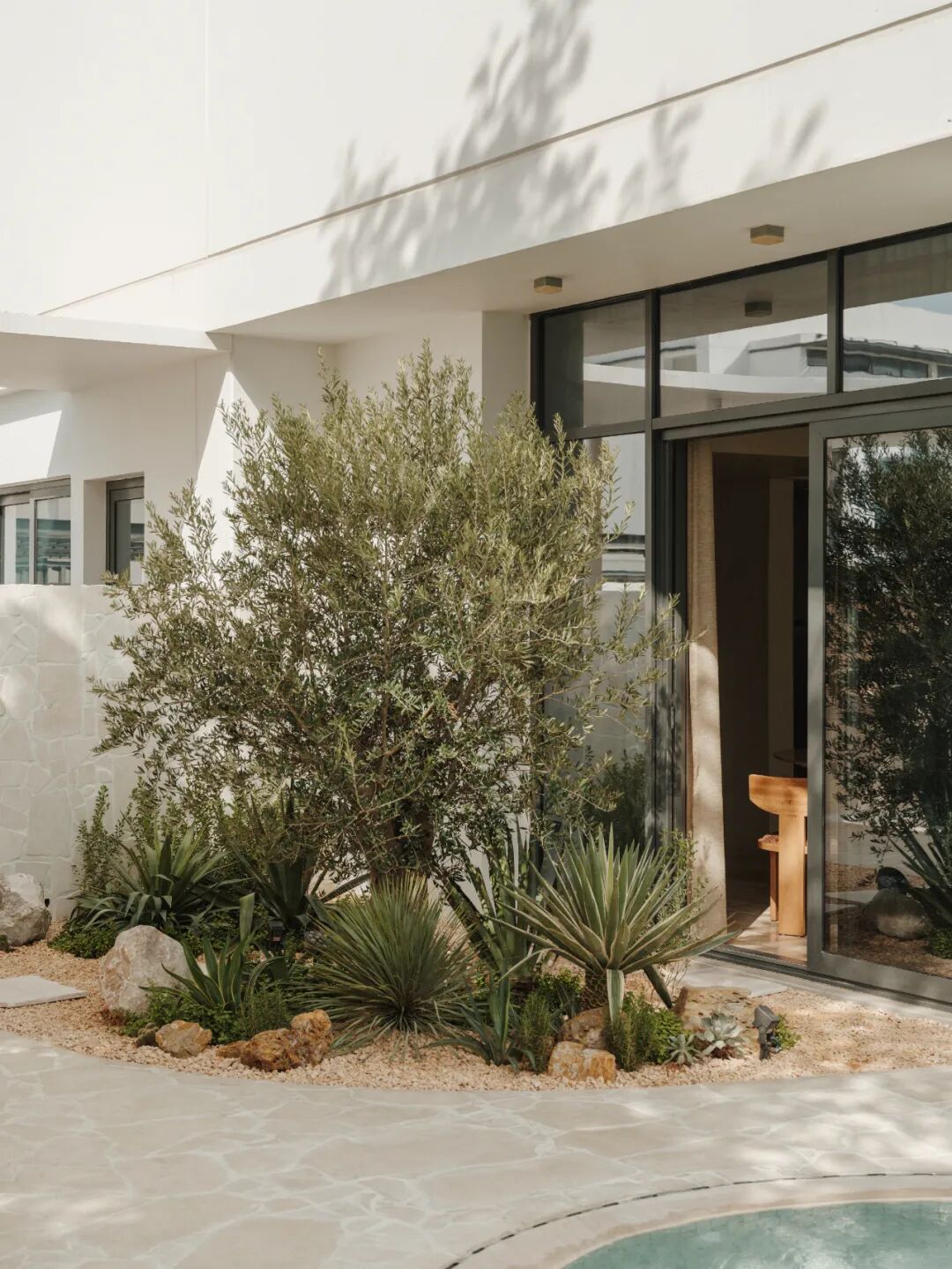 阿联酋迪拜650㎡滨海别墅丨楼房花朵设计-23